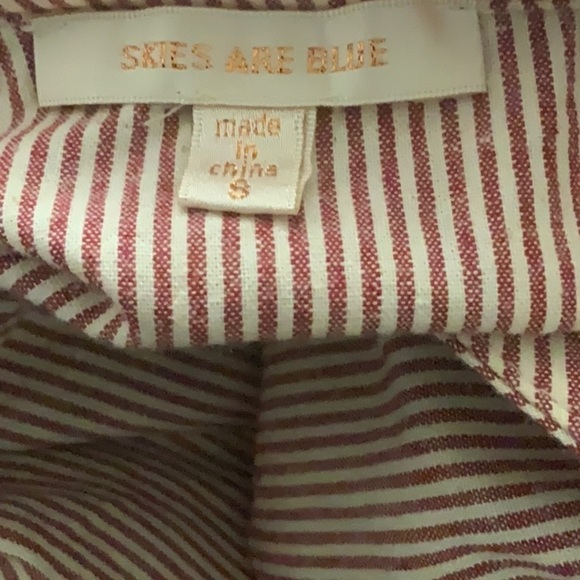 Skies are Blue red stripe off the shoulder blouse. Size S - Picture 4 of 5